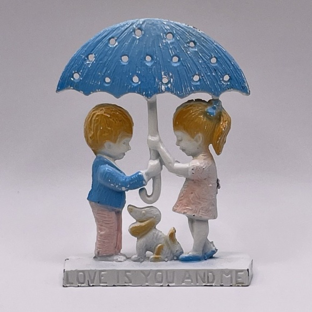Vintage 1970s LOVE Girl Boy Umbrella Revere Mfg Metal Earring‎ Tree Holder
